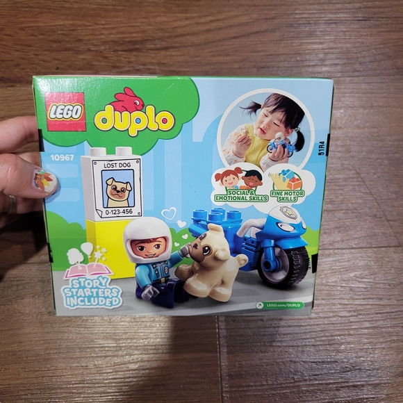 LEGO DUPLO Police Motorcycle Set - Ages 2+ NWT - Picture 2 of 5